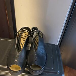 Fly London- never worn, black leather sandals, excellent condition